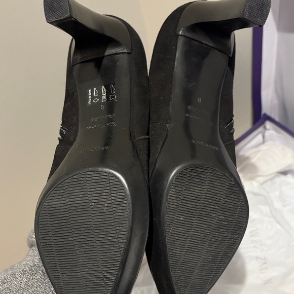 Black Over-the-Knee Boots - Picture 4 of 6